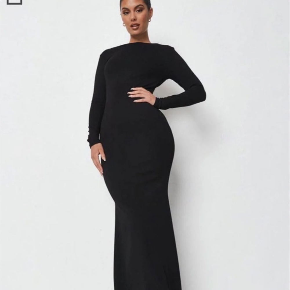 Long Sleeve Open Back Maxi Dress